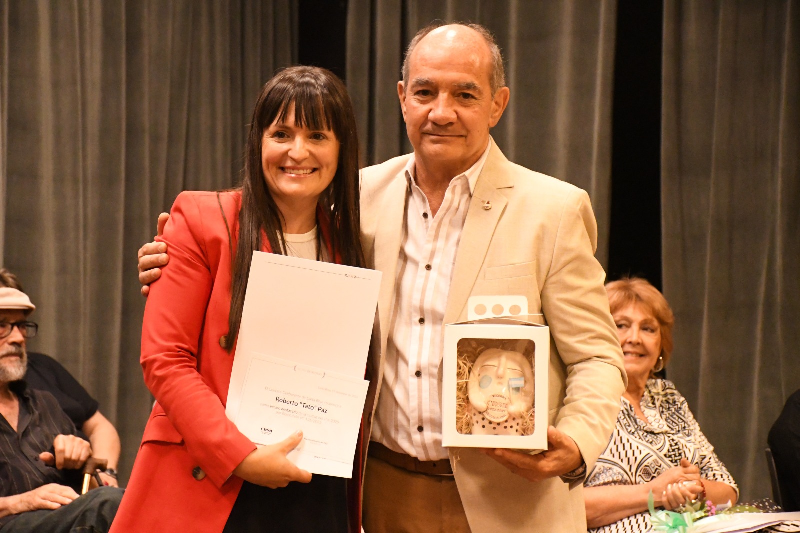 tato paz vecino