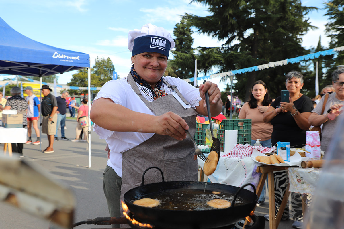 competencia torta frita toay dos