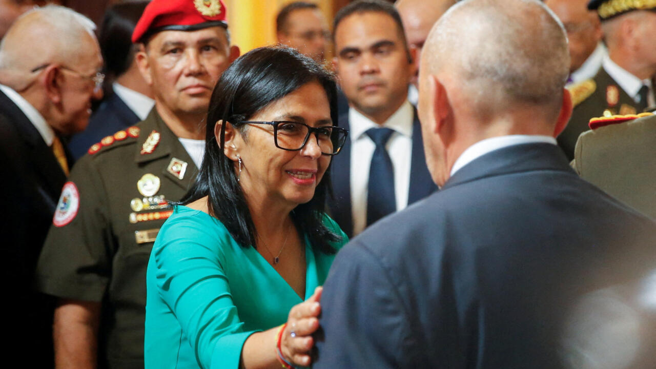 delcy rodríguez tres