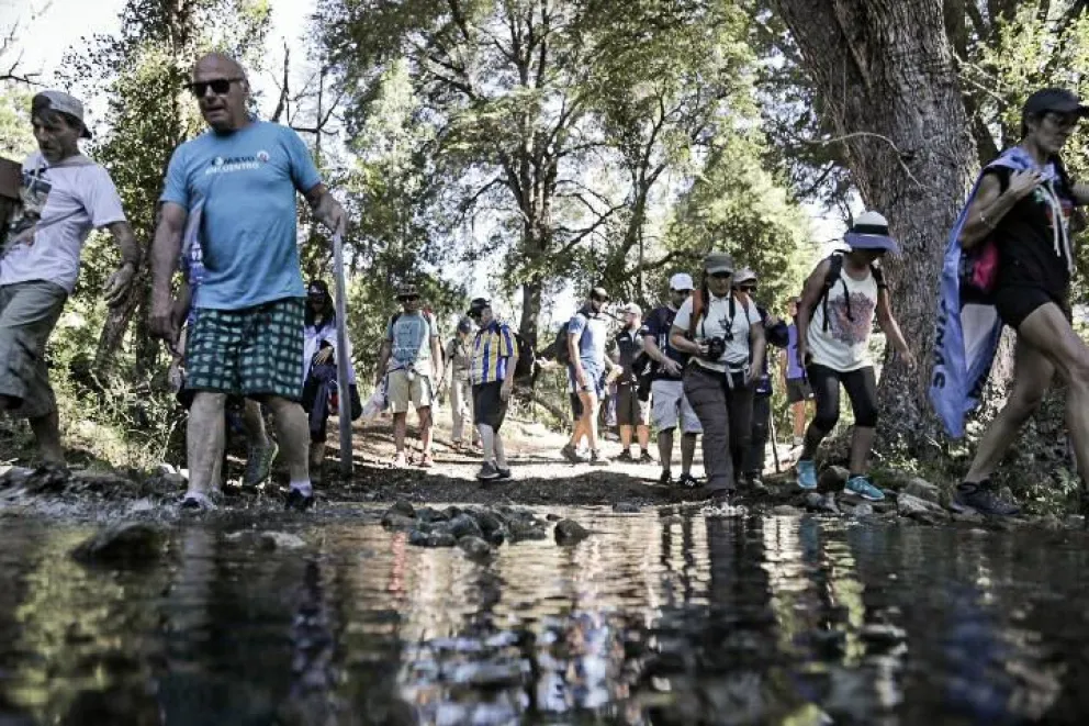 marcha lago escondido tres