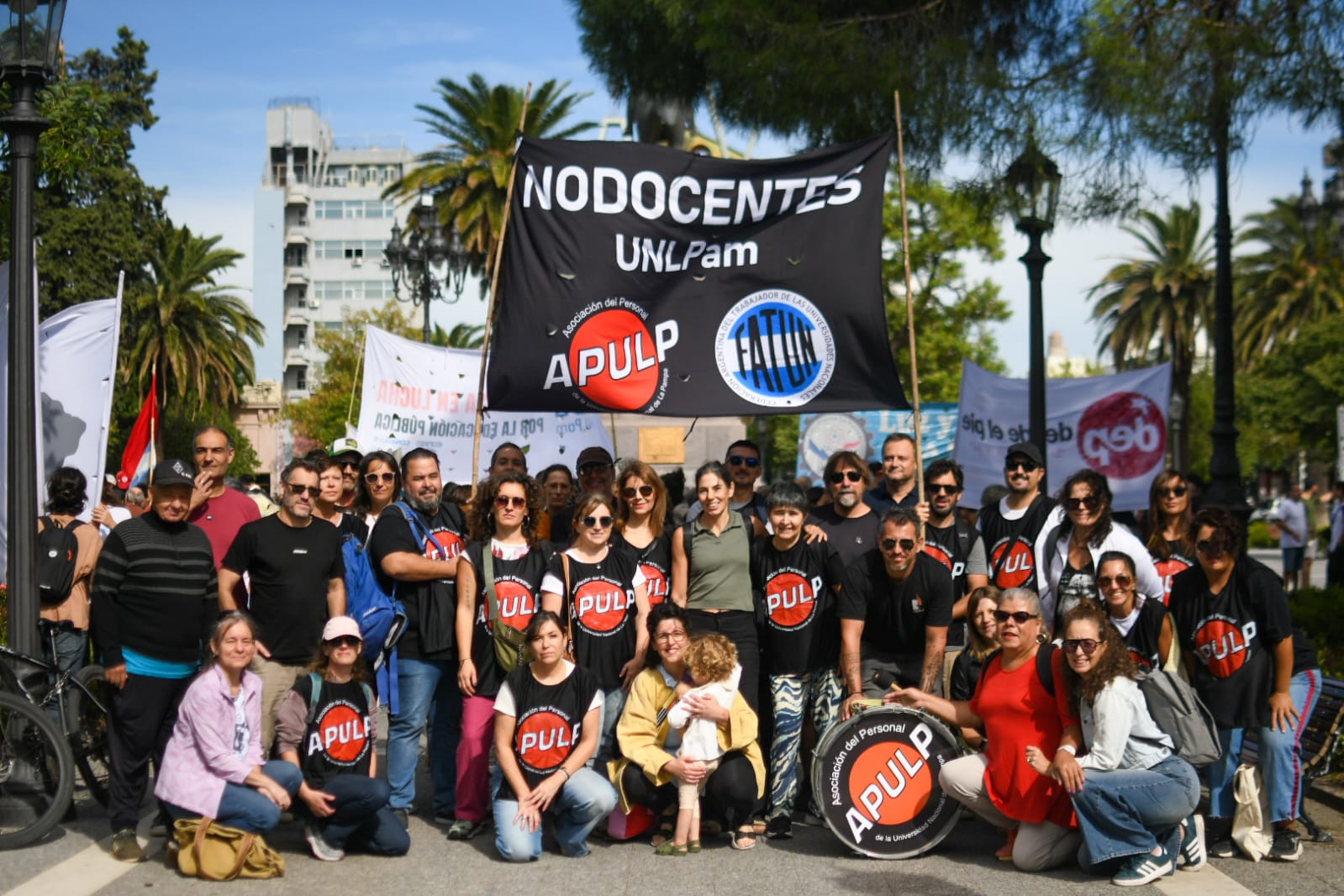 no docentes