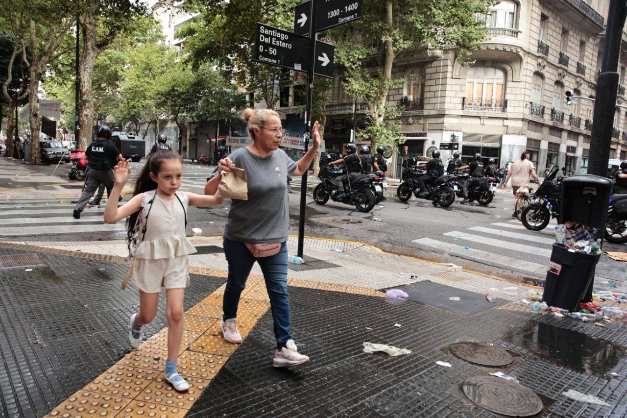 represion reforma laboral seis