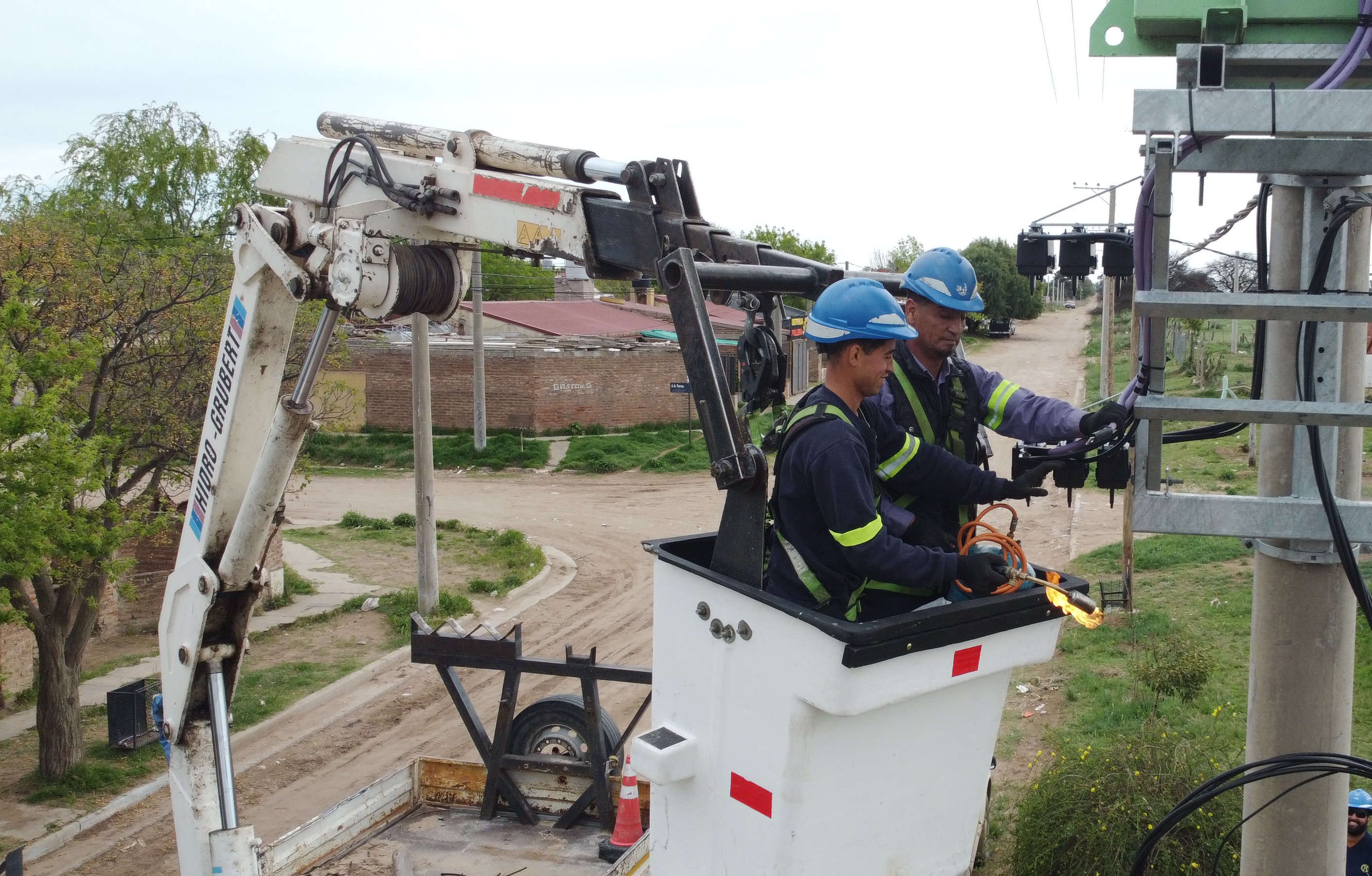 columnas electricas clarin cpe