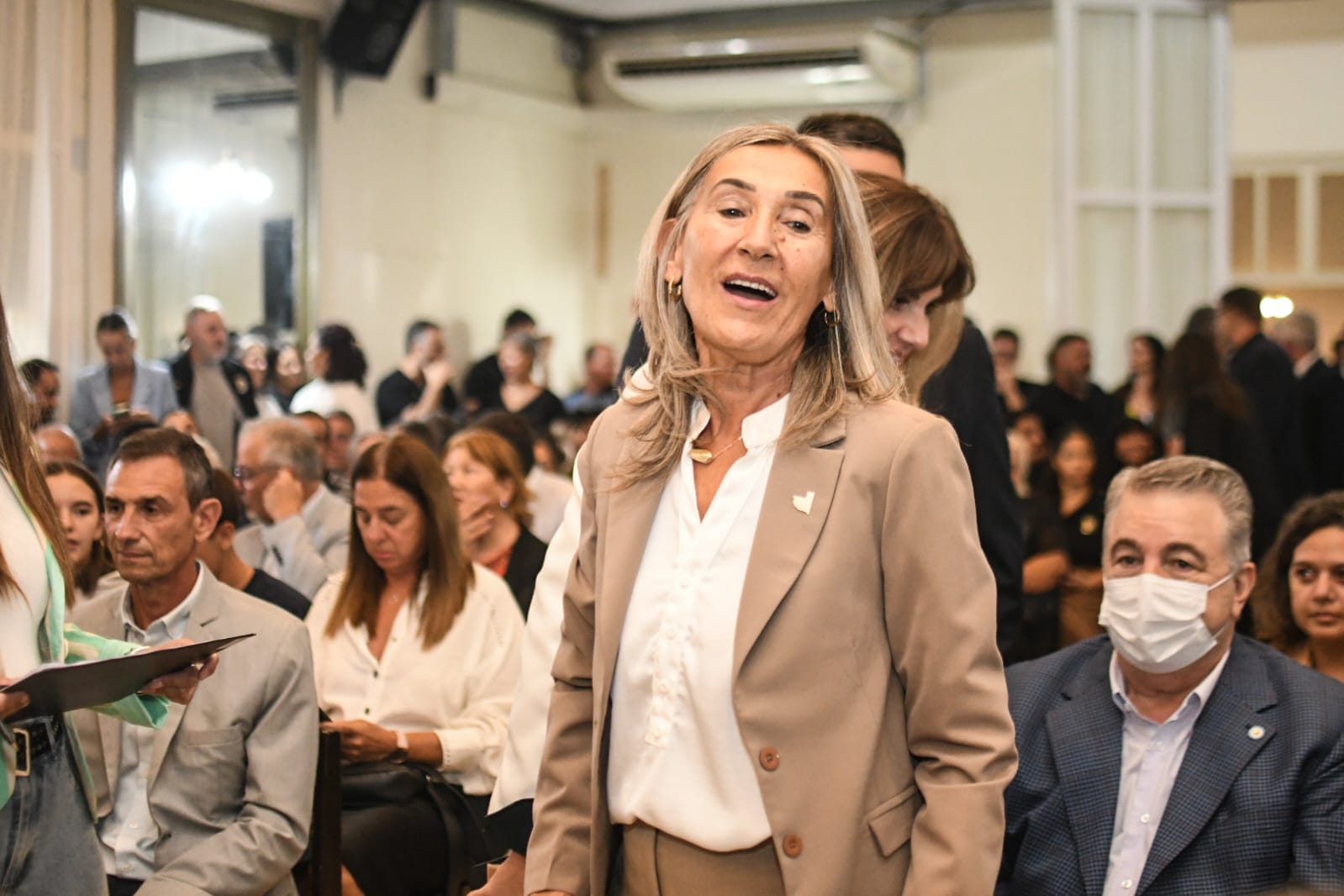 alicia mayoral con copete