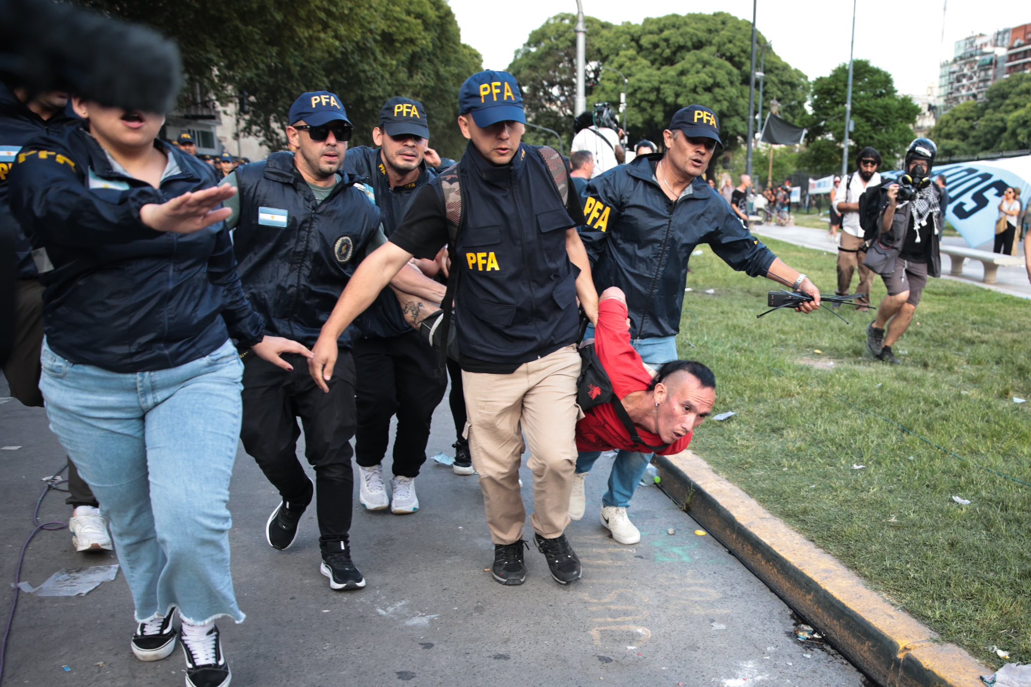 represion reforma laboral tres